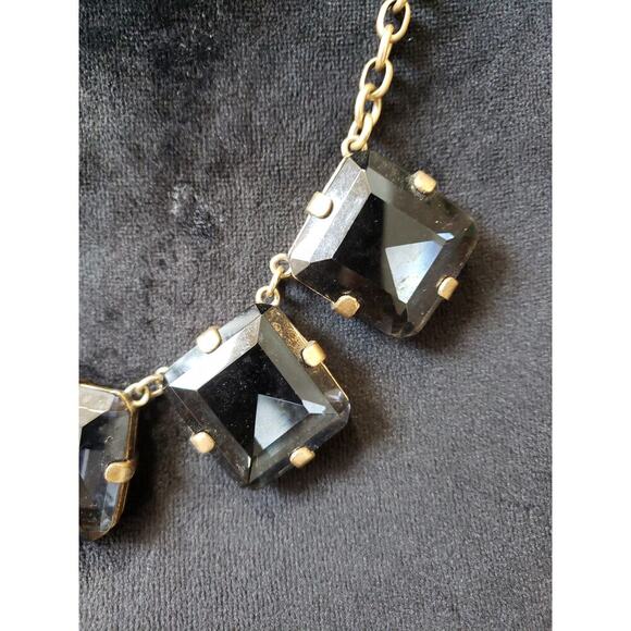 Women J Crew Black Faceted Glass Necklace Gold Tone Foldover Clasp - Picture 3 of 5